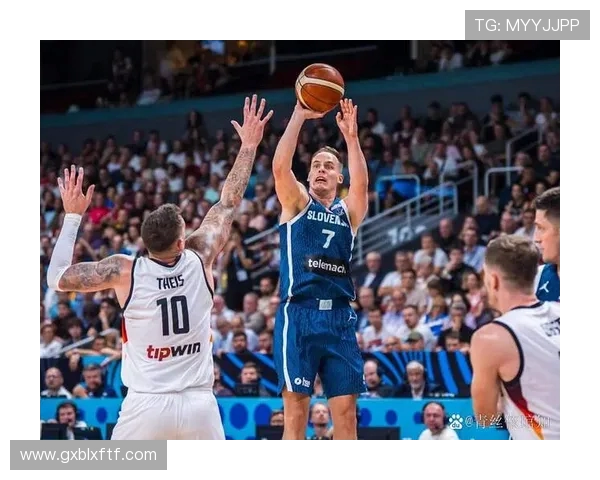 北京首钢对阵劲旅焦点之战全面解析球队状态与胜负关键因素深度探讨