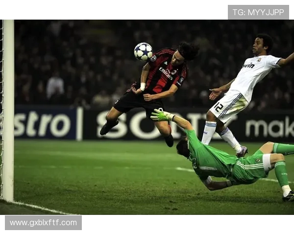 菲利波·因扎吉：从球场传奇到战术大师的华丽转身