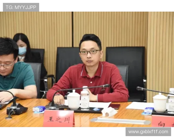 重庆足球队焕发新生：力量变革引领未来发展新篇章